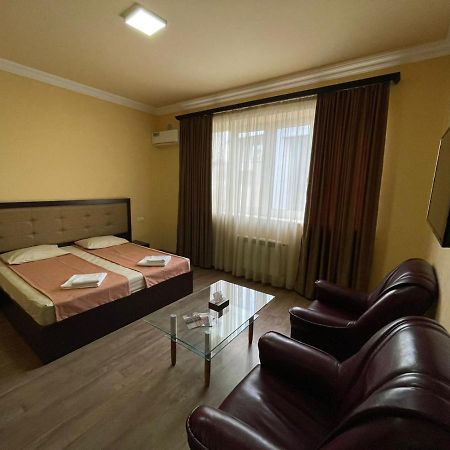 Mbm Hotel يريفان المظهر الخارجي الصورة