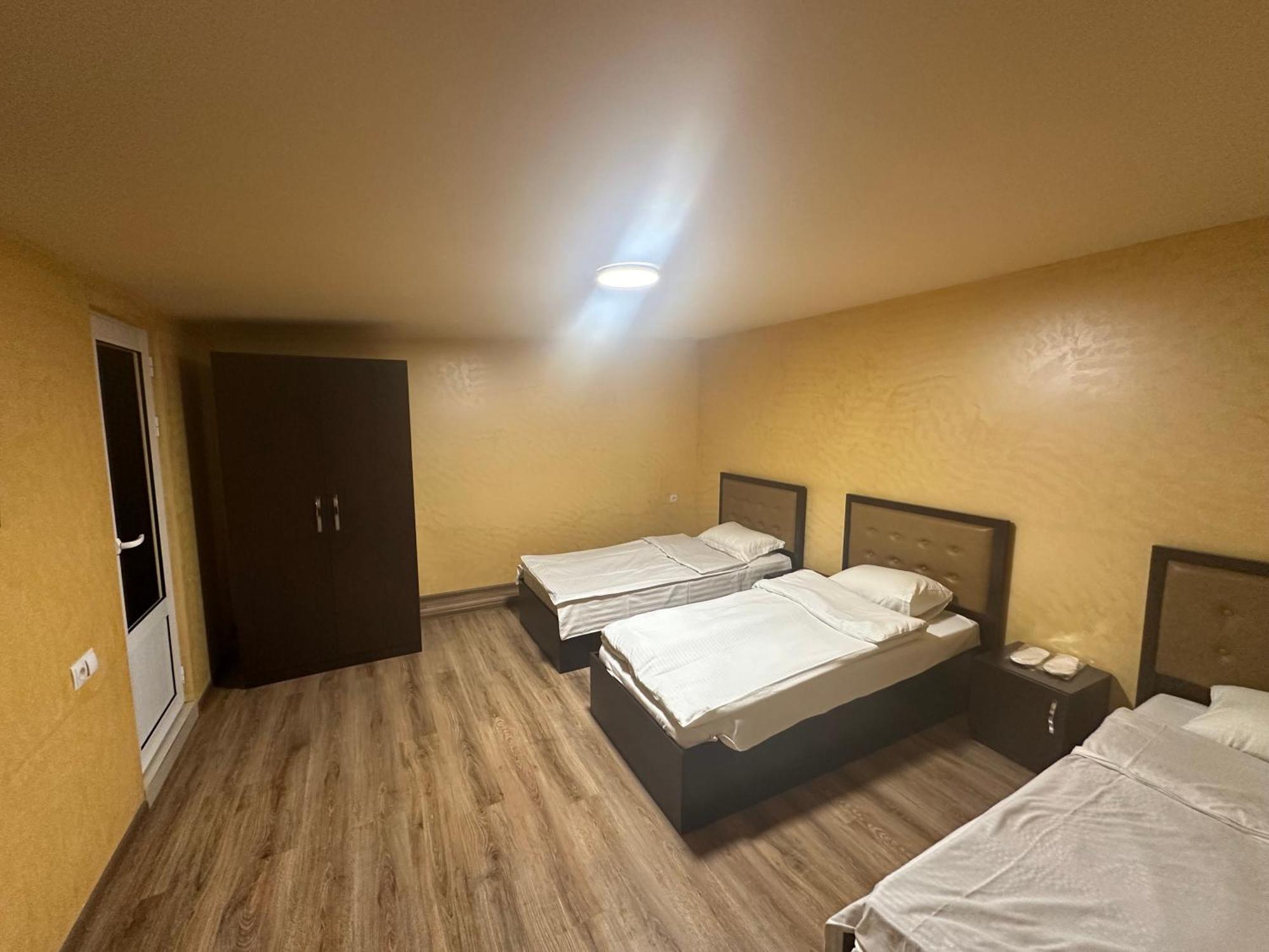 Mbm Hotel يريفان المظهر الخارجي الصورة